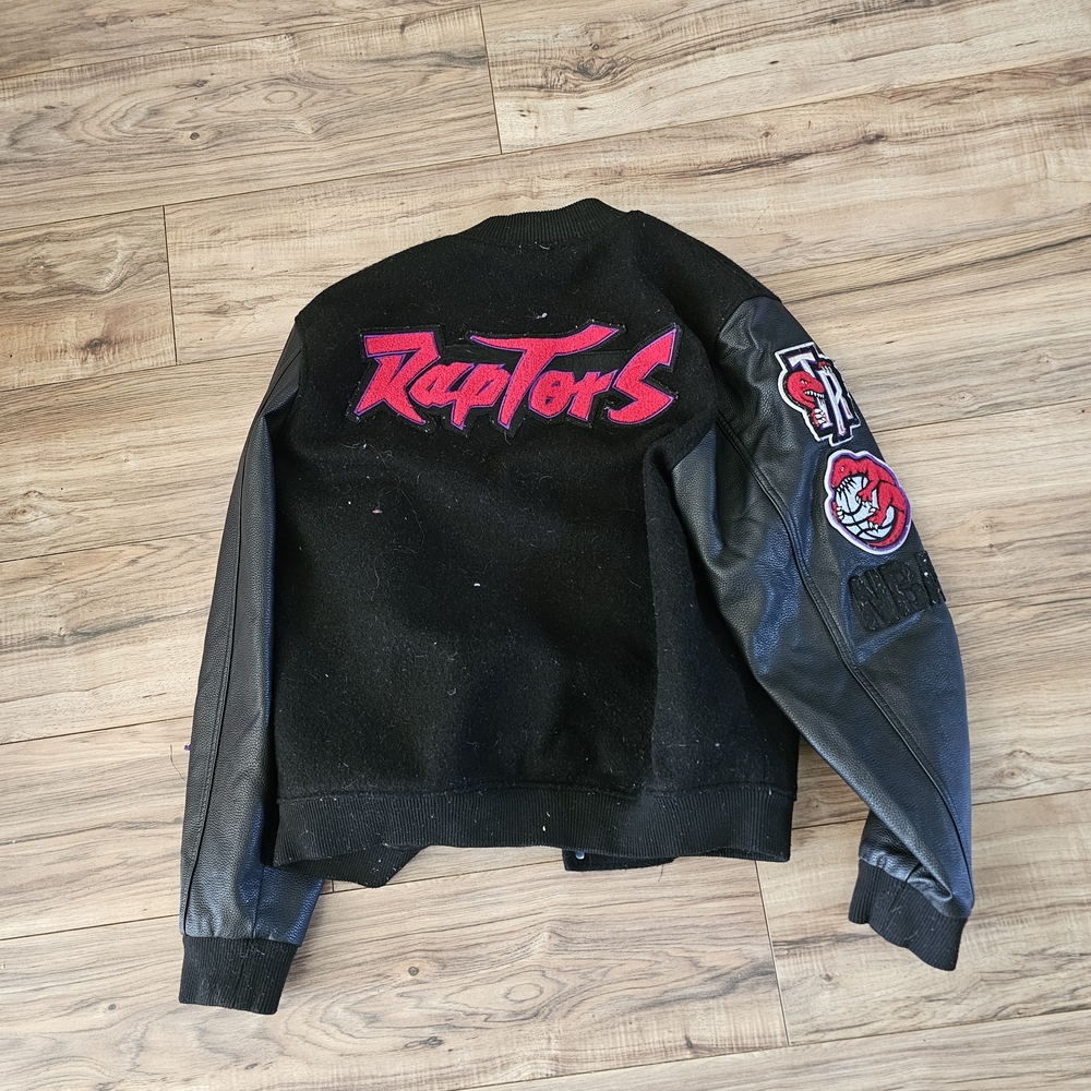 Toronto Raptor Letterman Pro Standard - Picture 3 of 4